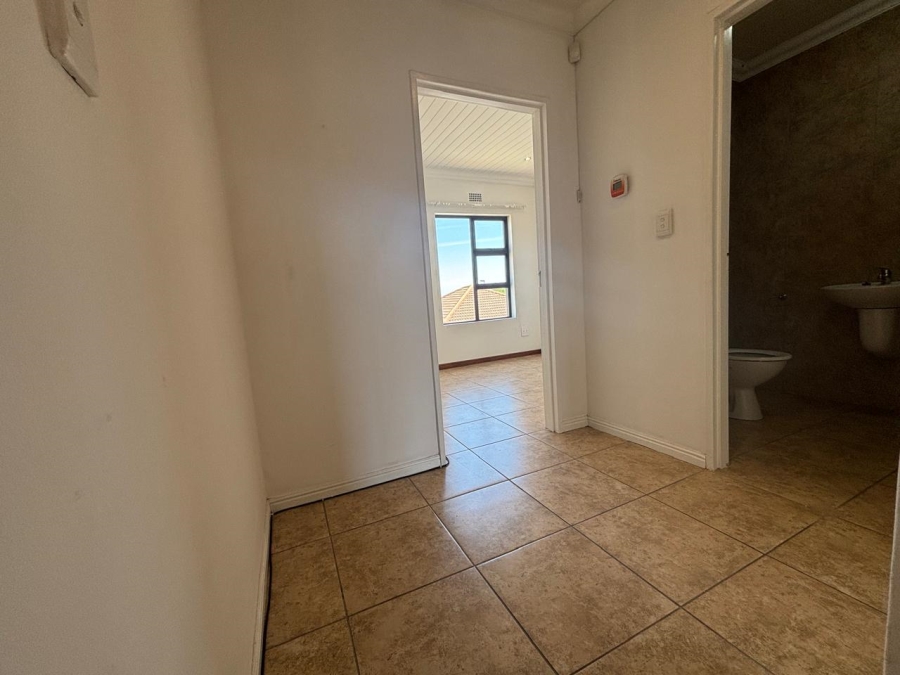 2 Bedroom Property for Sale in Hagley Western Cape